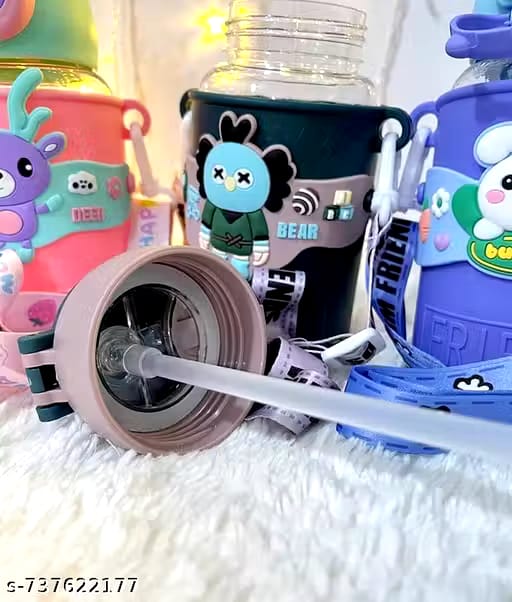 Katty Mao plastic sipper bottles